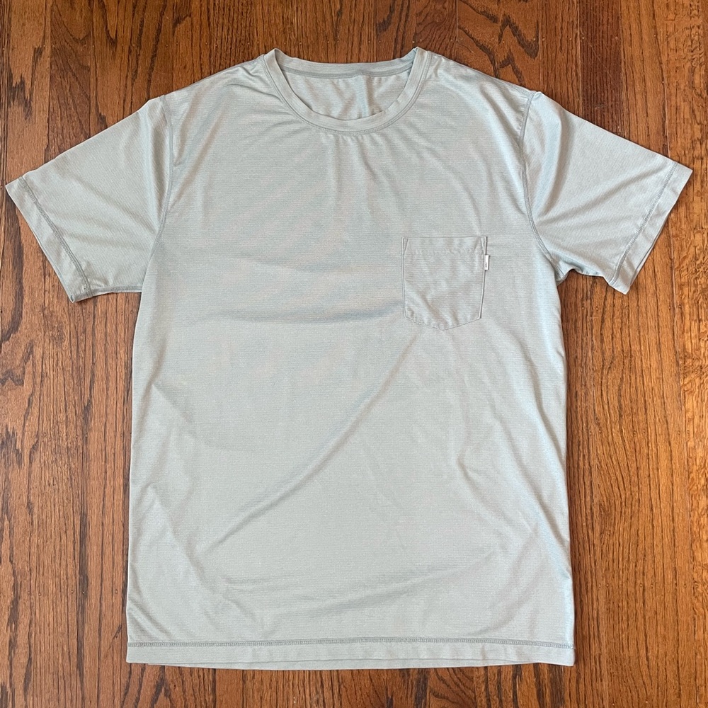 Vuori shirt Tradewind size light green